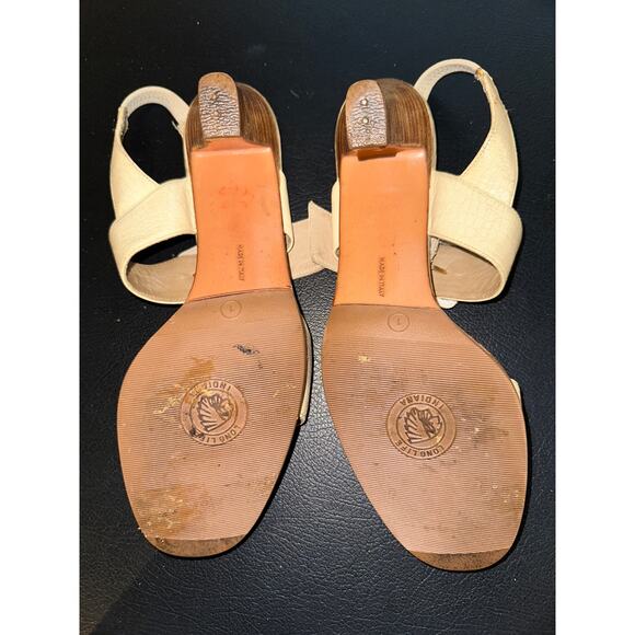 FERRAGAMO CREAM ALLIGATOR LEATHER STRAPPY STACK HEELED SANDALS 7.5N - Picture 4 of 5